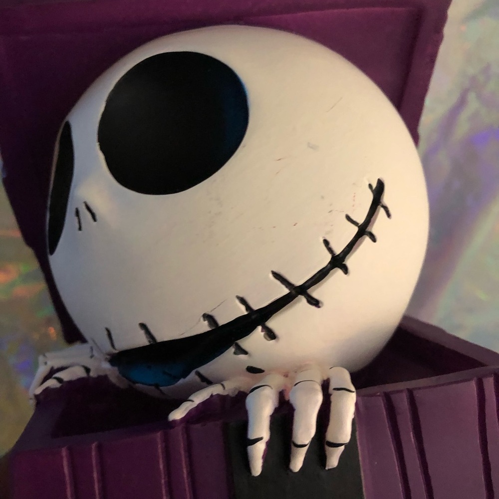Disney Nightmare Before Christmas Jack Skellington Resin Present - Picture 6 of 6
